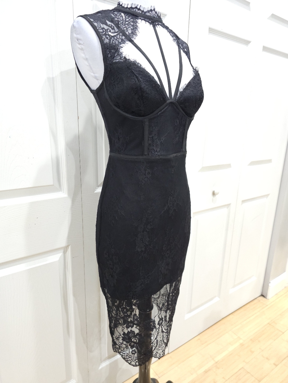 Vintage Y2K Goth Witchy Sexy Bebe Strappy Lace Corset Little Black Dress 00 XXS - Picture 15 of 16
